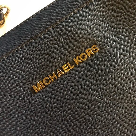 Michael Kors Large Saffiano Leather Crossbody bag - Picture 3 of 3
